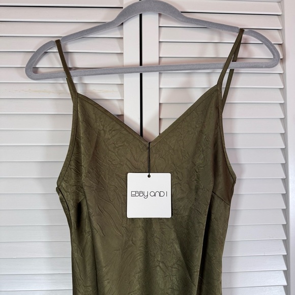 Ebby And I Satin Spaghetti Strap Maxi Dress Khaki Green Lace Trim Size 8 NEW - Picture 4 of 10